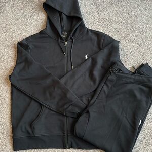 Men’s Polo performance sweatsuit